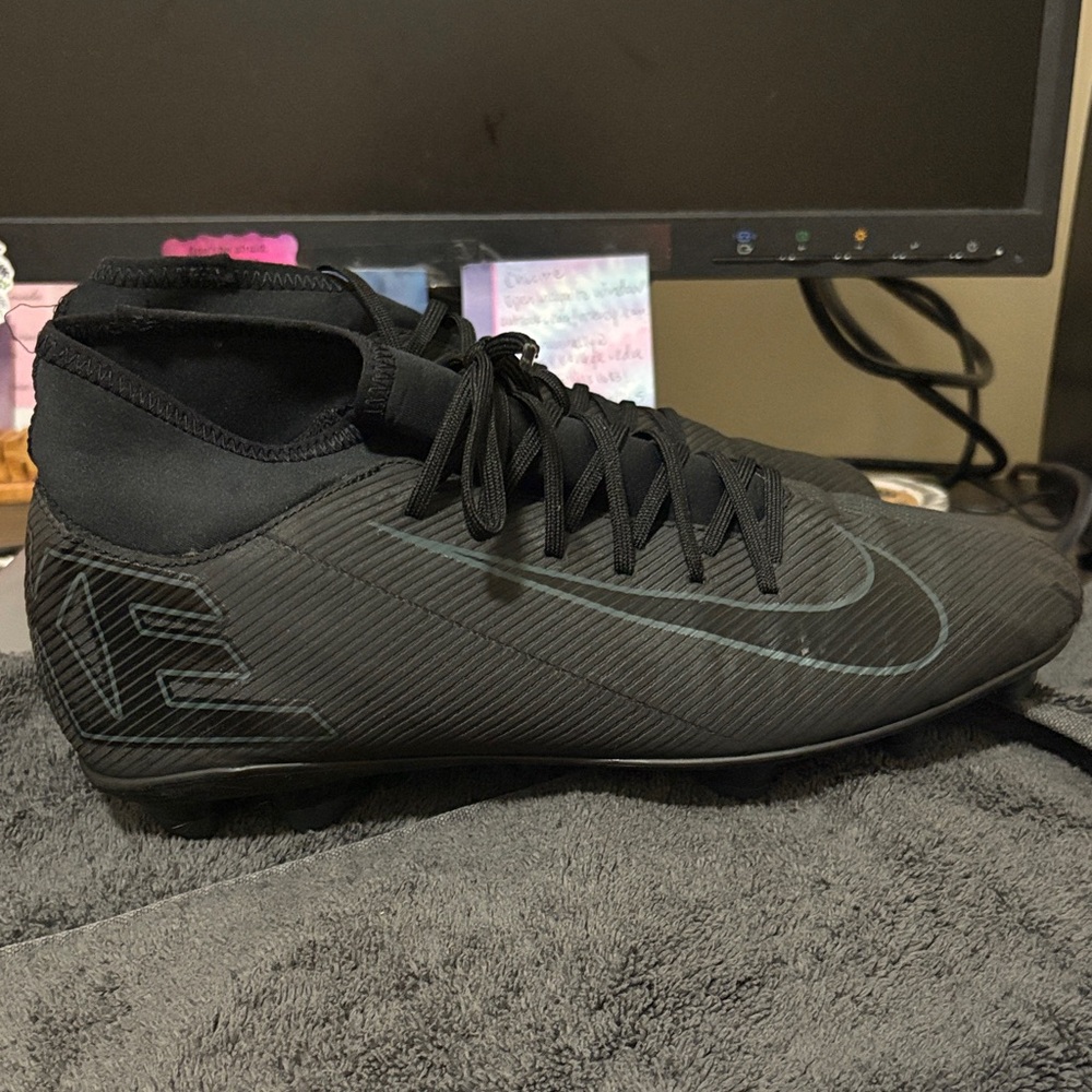 Nike Mercurial Superfly Soccer Cleats size 10.5